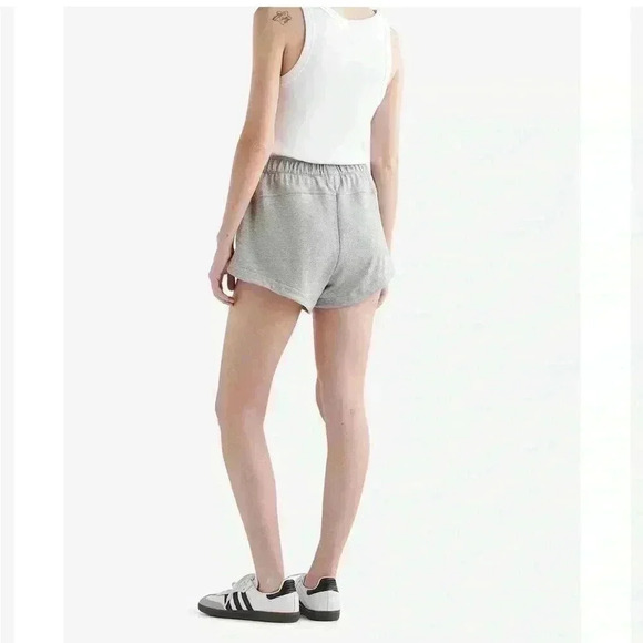 NEW Roots Sweatshorts Bonita 3 inch XL Summer Canada - Picture 2 of 11